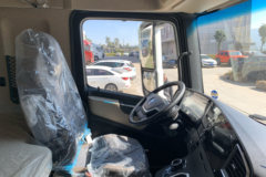 欧曼GTL星翼版 6X4 换电式纯电动牵引车 宁德时代600kWh