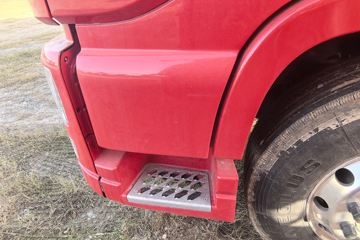 �������ó� �����콢KX ��ҫ�� 580���� 6X4 LNG�Զ���ǣ����(Һ��)(�ٱ�3.64)ͼƬ