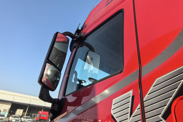 �������ó� �����콢KX ��ҫ�� 580���� 6X4 LNG�Զ���ǣ����(Һ��)(�ٱ�3.64)ͼƬ