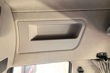 �������ó� �����콢KX ��ҫ�� 580���� 6X4 LNG�Զ���ǣ����(Һ��)(�ٱ�3.64)ͼƬ