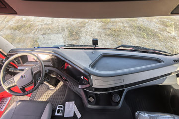 �������ó� �����콢KX ��ҫ�� 580���� 6X4 LNG�Զ���ǣ����(Һ��)(�ٱ�3.64)ͼƬ