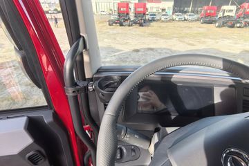 �������ó� �����콢KX ��ҫ�� 580���� 6X4 LNG�Զ���ǣ����(Һ��)(�ٱ�3.64)ͼƬ