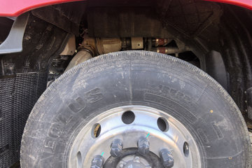 �������ó� �����콢KX ��ҫ�� 580���� 6X4 LNG�Զ���ǣ����(Һ��)(�ٱ�3.64)ͼƬ