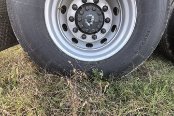 �������ó� �����콢KX ��ҫ�� 580���� 6X4 LNG�Զ���ǣ����(Һ��)(�ٱ�3.64)ͼƬ