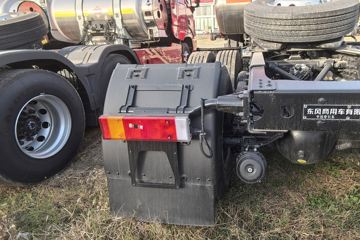 �������ó� �����콢KX ��ҫ�� 580���� 6X4 LNG�Զ���ǣ����(Һ��)(�ٱ�3.64)ͼƬ