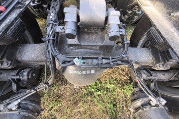 �������ó� �����콢KX ��ҫ�� 580���� 6X4 LNG�Զ���ǣ����(Һ��)(�ٱ�3.64)ͼƬ