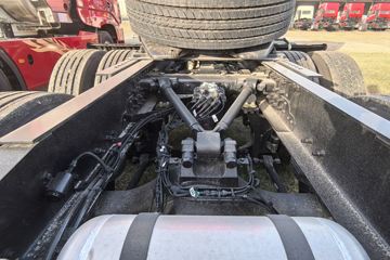 �������ó� �����콢KX ��ҫ�� 580���� 6X4 LNG�Զ���ǣ����(Һ��)(�ٱ�3.64)ͼƬ