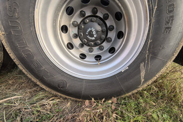 �������ó� �����콢KX ��ҫ�� 580���� 6X4 LNG�Զ���ǣ����(Һ��)(�ٱ�3.64)ͼƬ