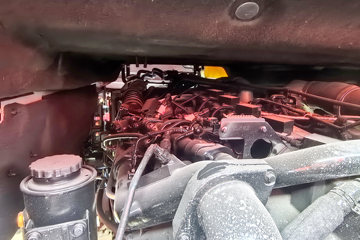 �������ó� �����콢KX ��ҫ�� 580���� 6X4 LNG�Զ���ǣ����(Һ��)(�ٱ�3.64)ͼƬ