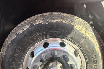 �������ó� �����콢KX ��ҫ�� 580���� 6X4 LNG�Զ���ǣ����(Һ��)(�ٱ�3.64)ͼƬ