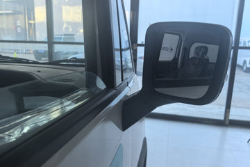 ��������U7 2025�� ������ 6�����綯��� ���׿�50.23kWhͼƬ