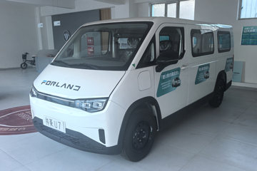 福田祥菱U7 2025款 智享版 6座纯电动轻客 爱易科50.23kWh