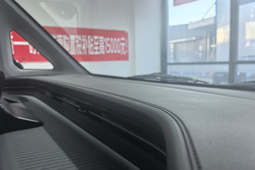 ��������U7 2025�� ������ 6�����綯��� ���׿�50.23kWhͼƬ