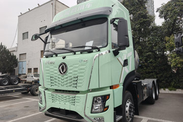 �����½� ����X7 6X4 ���ʽ���̻�϶���ǣ���� ����69.12kWhͼƬ