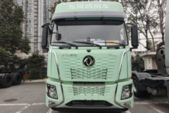 东风新疆 畅行X7 6X4 插电式增程混合动力牵引车 弗迪69.12kWh