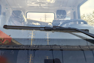 ����HOWO����H8 2.5L���� 185���� 10�� 4.15�׵��Ų�դʽ�ῨͼƬ