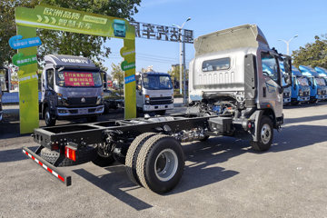 ����HOWO����H8 2.5L���� 185���� 10�� 4.15�׵��Ų�դʽ�ῨͼƬ