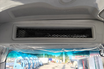 ����HOWO����H8 2.5L���� 185���� 10�� 4.15�׵��Ų�դʽ�ῨͼƬ