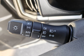 ����HOWO����H8 2.5L���� 185���� 10�� 4.15�׵��Ų�դʽ�ῨͼƬ