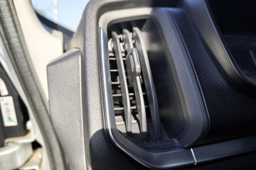 ����HOWO����H8 2.5L���� 185���� 10�� 4.15�׵��Ų�դʽ�ῨͼƬ