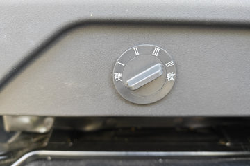 ����HOWO����H8 2.5L���� 185���� 10�� 4.15�׵��Ų�դʽ�ῨͼƬ