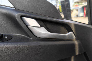 ����HOWO����H8 2.5L���� 185���� 10�� 4.15�׵��Ų�դʽ�ῨͼƬ