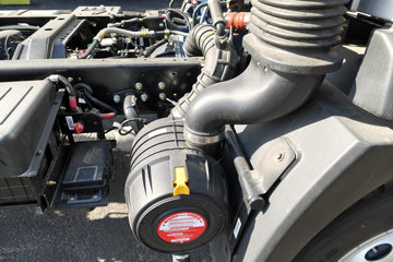 ����HOWO����H8 2.5L���� 185���� 10�� 4.15�׵��Ų�դʽ�ῨͼƬ