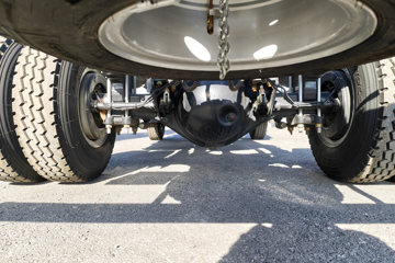 ����HOWO����H8 2.5L���� 185���� 10�� 4.15�׵��Ų�դʽ�ῨͼƬ