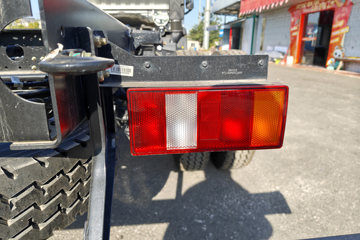 ����HOWO����H8 2.5L���� 185���� 10�� 4.15�׵��Ų�դʽ�ῨͼƬ