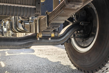 ����HOWO����H8 2.5L���� 185���� 10�� 4.15�׵��Ų�դʽ�ῨͼƬ