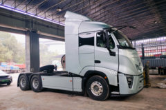 �����ƺ�H7 14.6L LNG 630���� 6X4 �й�����16�� AMT�Զ��� ǣ����ͼƬ