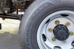 江西五十铃 翼放EC5 2.5L柴油 143马力 5档 中体 气刹 3.16米双排栏板轻卡