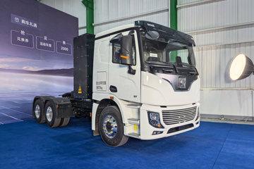 徐工漢風XG2 6X4 纯电动牵引车 宁德时代400kWh