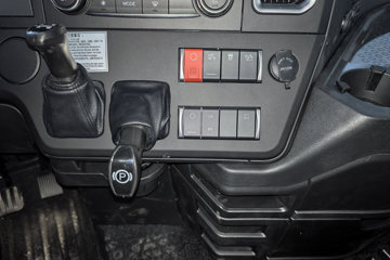 �칤�h�LXG2 6X4 ���綯ǣ���� ����ʱ��400kWhͼƬ