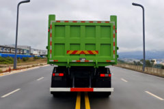 欧曼昆仑 8X4 8.8米纯电动自卸车 宁德时代400kWh 欧曼昆仑 8X4 8.8米纯电动自卸车 宁德时代400kWh