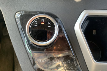 ŷ������ 8X4 8.8�״��綯��ж�� ����ʱ��400kWhͼƬ