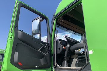 ŷ������ 8X4 8.8�״��綯��ж�� ����ʱ��400kWhͼƬ