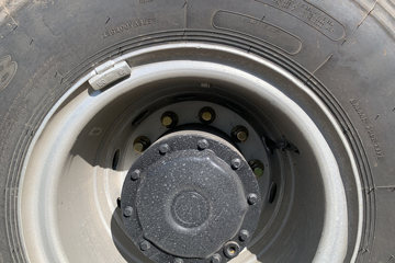 ŷ������ 8X4 8.8�״��綯��ж�� ����ʱ��400kWhͼƬ
