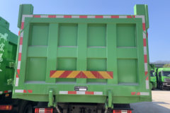 欧曼昆仑 8X4 8.8米纯电动自卸车 宁德时代400kWh 欧曼昆仑 8X4 8.8米纯电动自卸车 宁德时代400kWh