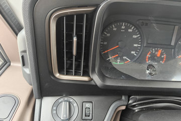 ��Ż�VN �вƻ� 2.5L���� 150���� ������5�� 4.2�׵��������ῨͼƬ