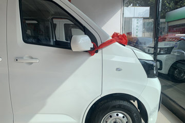 �������� ��һ���������EM80 2025�� ������ 6�� �Կ��� ���綯��� ����ʱ��41.86kWhͼƬ