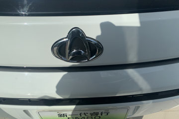 �������� ��һ���������EM80 2025�� ������ 6�� �Կ��� ���綯��� ����ʱ��41.86kWhͼƬ