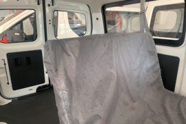 睿行EM80&nbsp;电动封闭厢货驾驶室图片