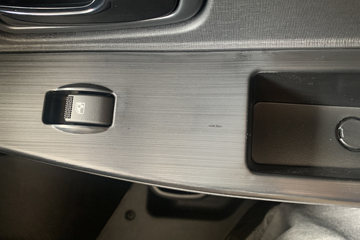 �������� ��һ���������EM80 2025�� ������ 6�� �Կ��� ���綯��� ����ʱ��41.86kWhͼƬ