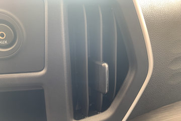 �������� ��һ���������EM80 2025�� ������ 6�� �Կ��� ���綯��� ����ʱ��41.86kWhͼƬ
