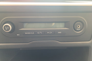 �������� ��һ���������EM80 2025�� ������ 6�� �Կ��� ���綯��� ����ʱ��41.86kWhͼƬ