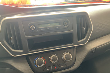 �������� ��һ���������EM80 2025�� ������ 6�� �Կ��� ���綯��� ����ʱ��41.86kWhͼƬ