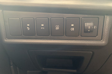 �������� ��һ���������EM80 2025�� ������ 6�� �Կ��� ���綯��� ����ʱ��41.86kWhͼƬ