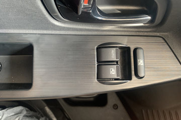 �������� ��һ���������EM80 2025�� ������ 6�� �Կ��� ���綯��� ����ʱ��41.86kWhͼƬ