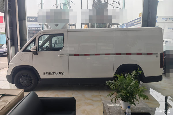 福田卡文 乐福悦行版 纯电动封闭式货车